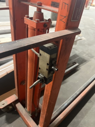 1152961-3 Pneumatic stacker