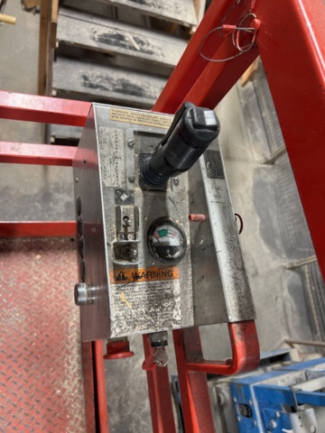 1152976-20 Scissor lift Skyjack, work platform for 3 people