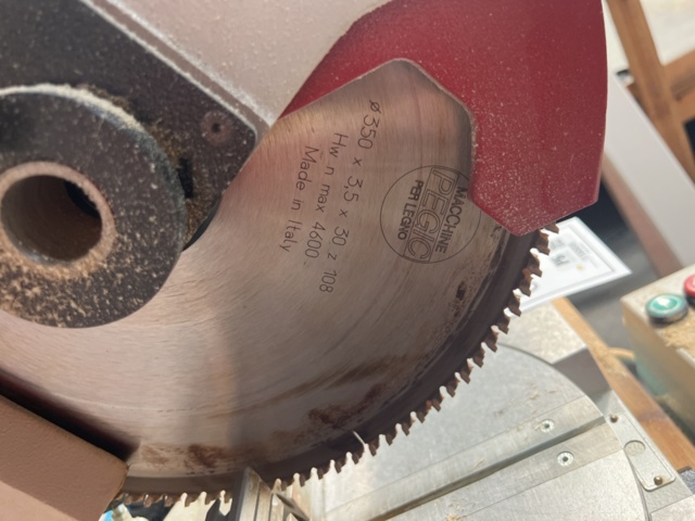 1153009-12 Cut/miter saw Pegic GP350 RT and chip suction filter