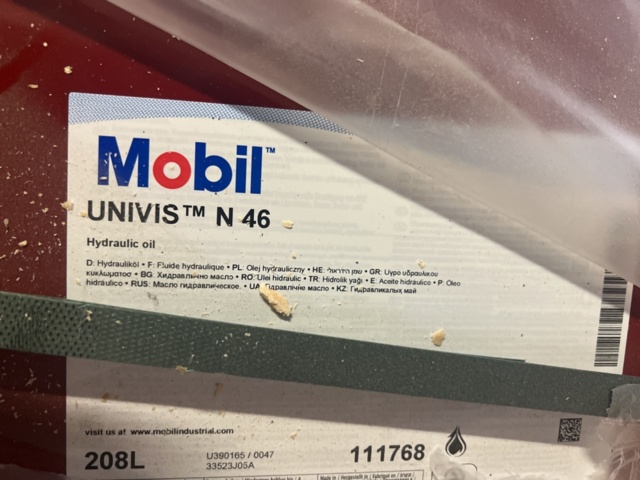 1153060-3 Hydraulic oil N46, 208 liters