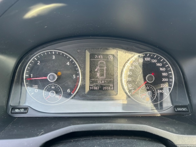 985400-14 Volkswagen Caddy Life -2019