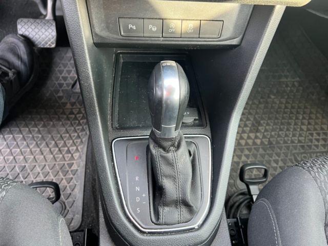 985400-16 Volkswagen Caddy Life -2019