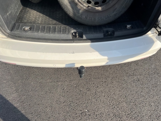 985400-20 Volkswagen Caddy Life -2019