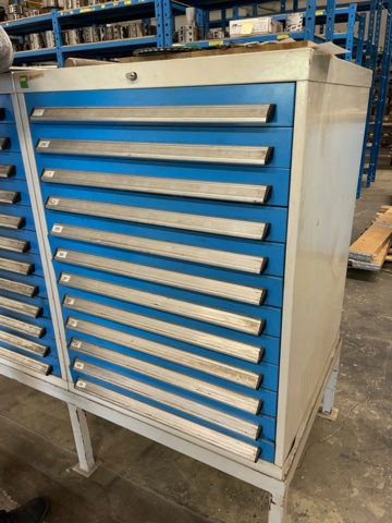 1153103-1 Bott ball bearing drawer cabinet