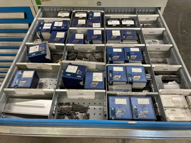 1153103-2 Bott ball bearing drawer cabinet