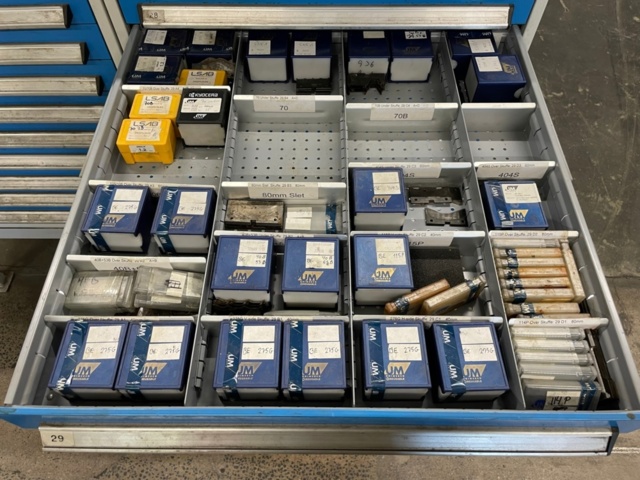 1153103-6 Bott ball bearing drawer cabinet