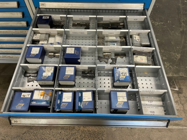 1153103-7 Bott ball bearing drawer cabinet