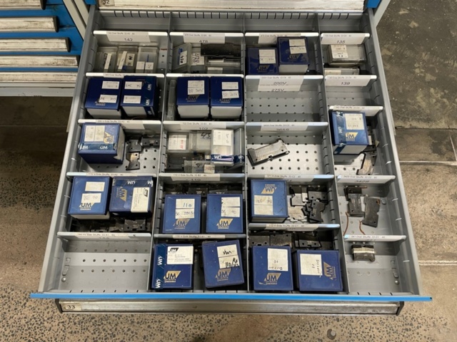 1153103-10 Bott ball bearing drawer cabinet