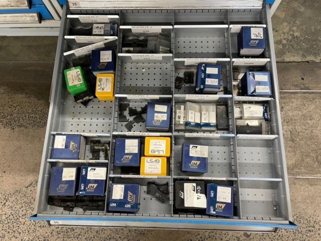 1153103-13 Bott ball bearing drawer cabinet