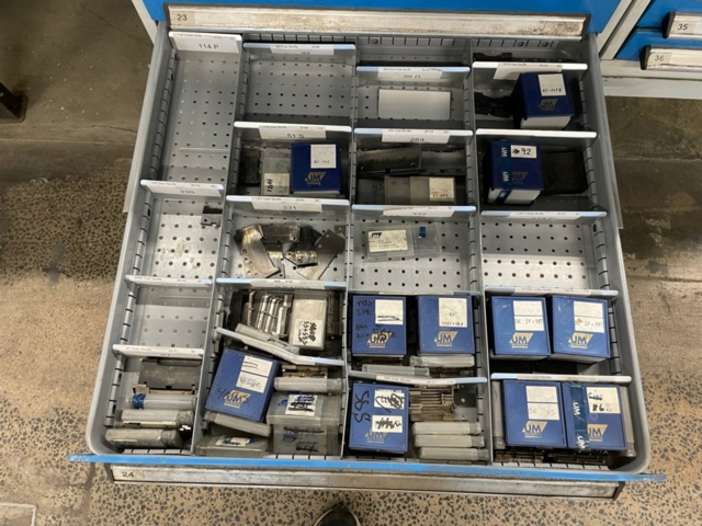 1153104-12 Bott ball bearing drawer cabinet