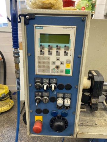 1153111-2 Grinding machine Rondamat 980 and workbench with accessories