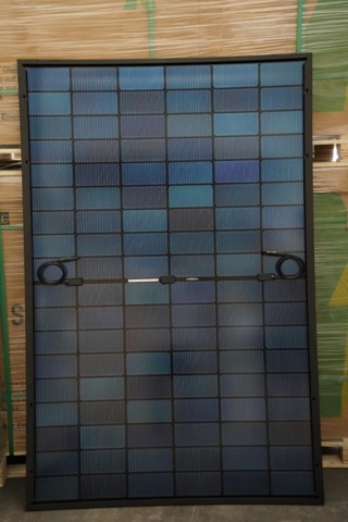 1202497-4 Solar cell package 40 kW incl. Hybrid inverter, all-black panels 430 W & Mounting accessories