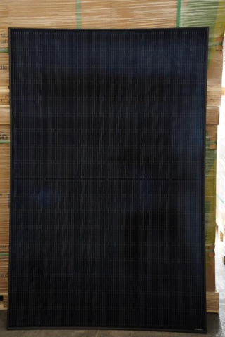 1202497-5 Solar cell package 40 kW incl. Hybrid inverter, all-black panels 430 W & Mounting accessories