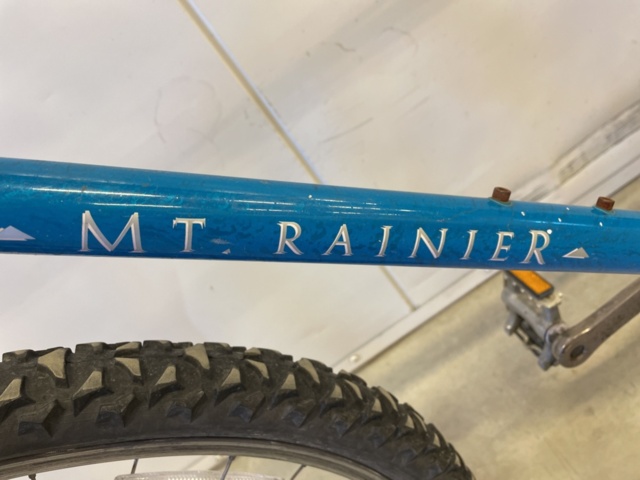 999346-10 Bicycle Signature MT Rainier