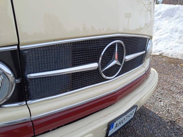 618017-54 Van/Motorhome Mercedes-Benz O 319 D - 1967