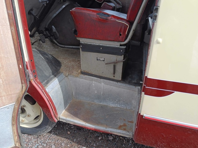 618017-81 Van/Motorhome Mercedes-Benz O 319 D - 1967