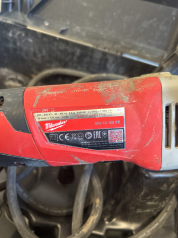 1149867-3 Angle grinder Milwaukee AGV 15-125 XE