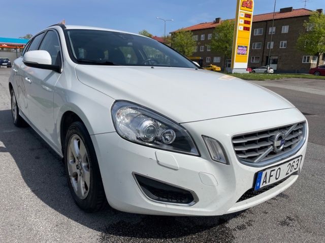 944909-7 Volvo V60 D3 Manual, 136hp, 2013