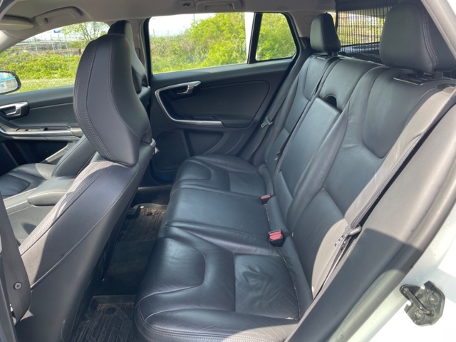 944909-12 Volvo V60 D3 Manual, 136hp, 2013