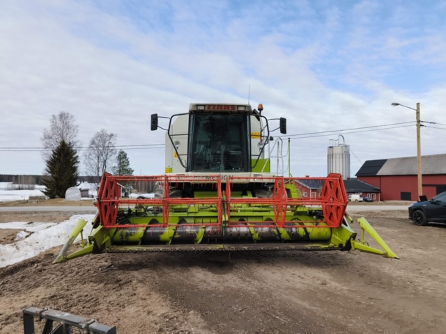 1129215-8 Tröska Claas Medion 310 - 2001