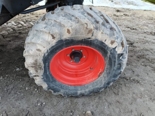 1129215-11 Tröska Claas Medion 310 - 2001