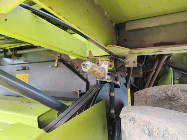 1129215-23 Tröska Claas Medion 310 - 2001