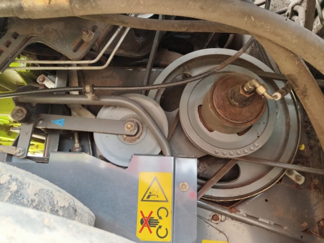 1129215-27 Tröska Claas Medion 310 - 2001