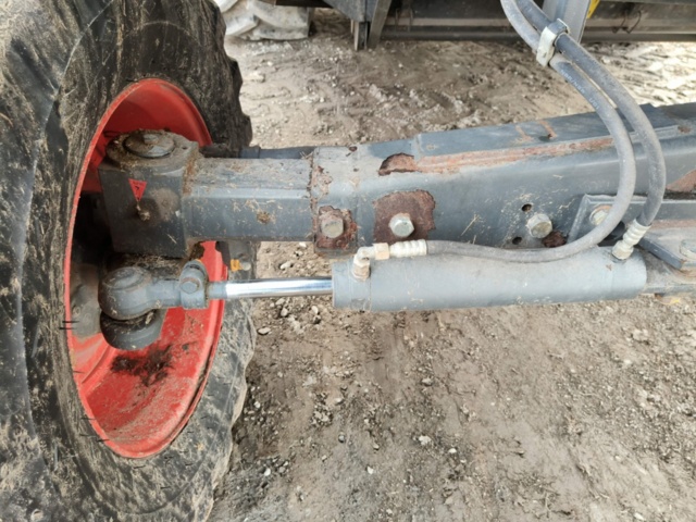 1129215-36 Tröska Claas Medion 310 - 2001