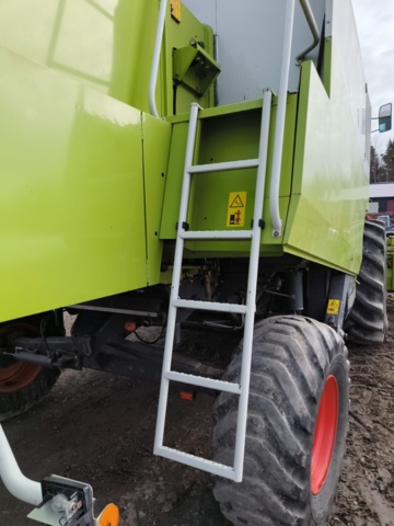 1129215-47 Tröska Claas Medion 310 - 2001