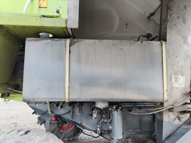 1129215-56 Tröska Claas Medion 310 - 2001