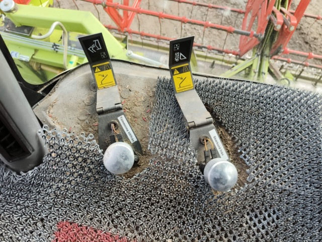 1129215-84 Tröska Claas Medion 310 - 2001