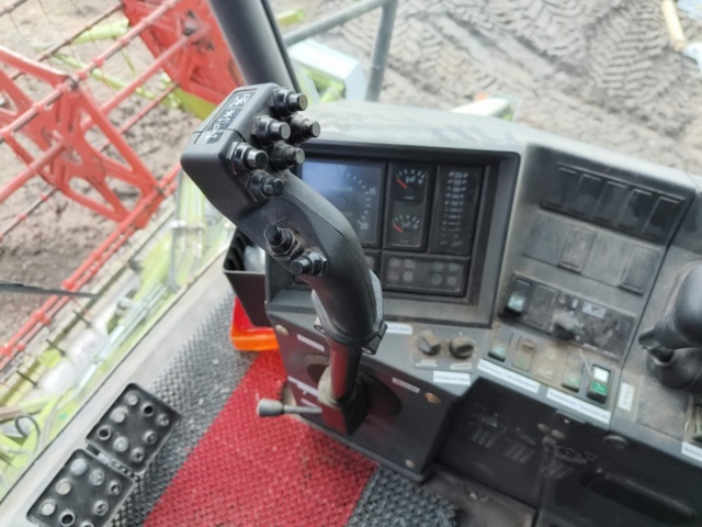 1129215-87 Tröska Claas Medion 310 - 2001