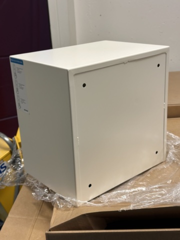 1028267-3 Digital lockable cabinets/ medicine management Assa Abloy 36 pcs