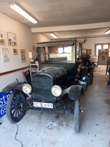 1190149-4 Ford Model T - 1925