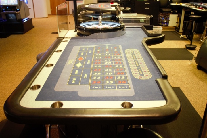 1177626-2 Roulette table 2 pcs - TCS John Huxley
