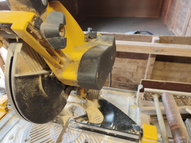 1129230-8 Combi saw DeWalt DW 742