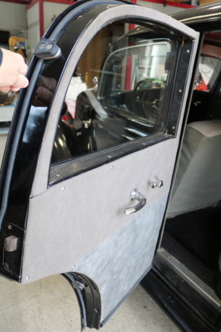 999353-21 Mercedes-Benz 170 Va - 1952