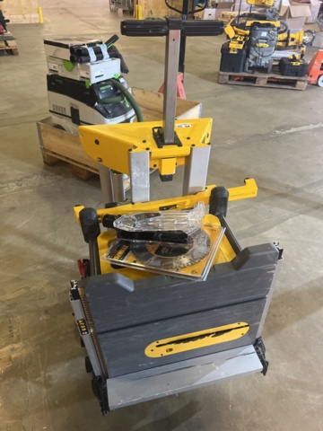 1178512-2 Table saw with stand - DeWalt DCS7485