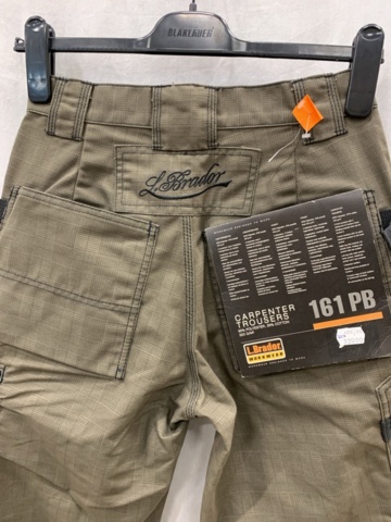 1202944-4 Work trousers L.Brador 161PB, Size 44