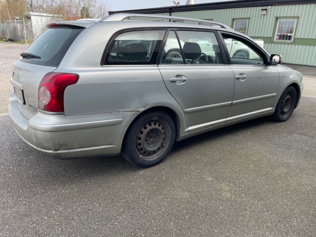1143377-6 Toyota Avensis Combi 2.0 D-4D Manual, 126hp, 2008