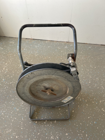 1192555-1 Steel belt packing machine on wheels