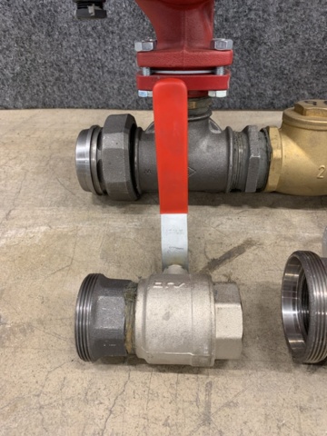 1203146-5 Hot water pump Grundfos 36-50 F 200 & Constant-maintenance regulator Thermomatic K