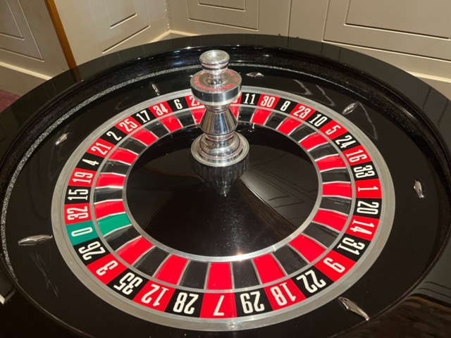 1177647-2 Roulette Wheel with AR Display TCS John Huxley