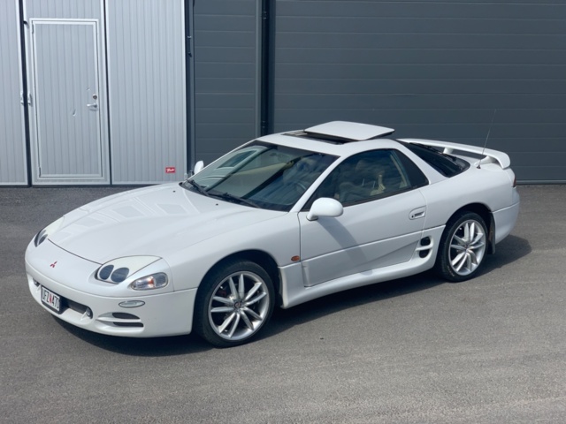 1203323-6 Mitsubishi 3000GT - 1996