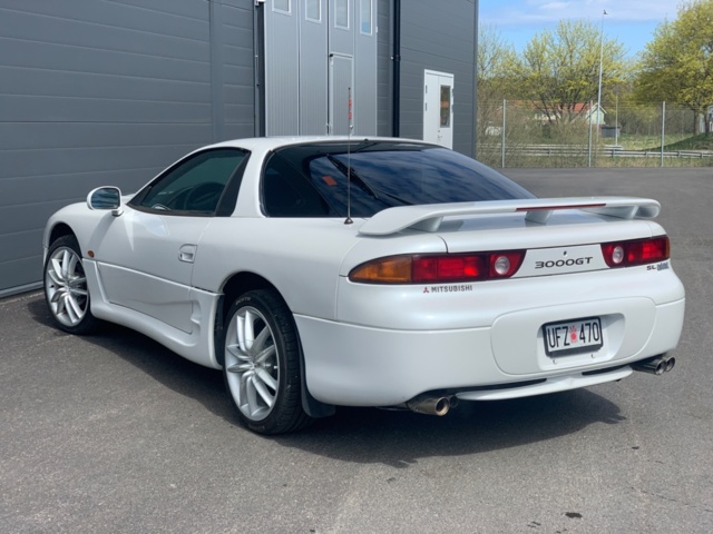 1203323-4 Mitsubishi 3000GT - 1996