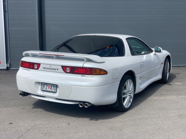 1203323-9 Mitsubishi 3000GT - 1996