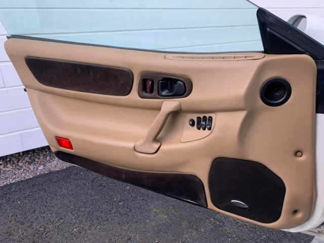 1203323-33 Mitsubishi 3000GT - 1996