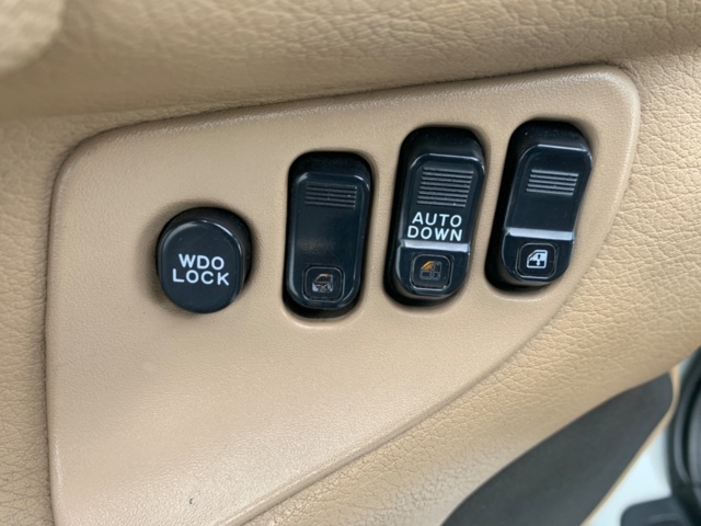 1203323-27 Mitsubishi 3000GT - 1996