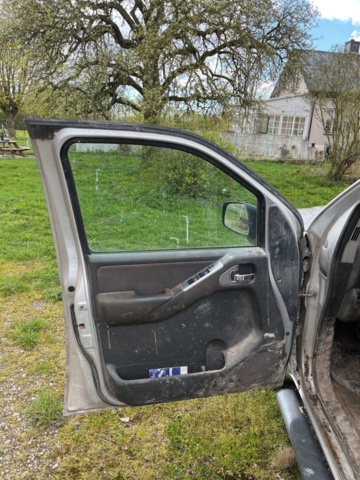 1191395-17 Nissan Navara Double Cab 2.5 dCi 4x4 - 2007 (Repair item)