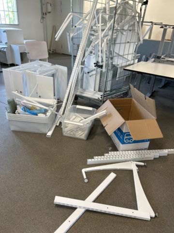 1150488-4 16 drawers elfa with shelf system and baskets